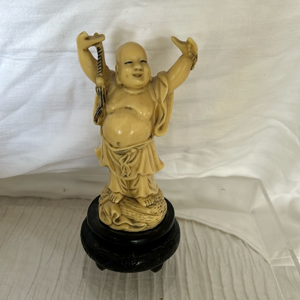 BUDDHA STATUE.  RESIN (MAYBE BAKOLITE?)